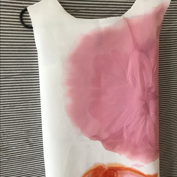 Dress - Picture 2 of 4